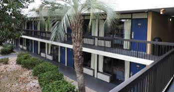 Budgetel Inn Wilmington Extérieur photo